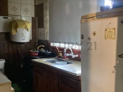 CASA EN VENTA EN PUNTA LARA LOTE DE 10 X 50 - 5