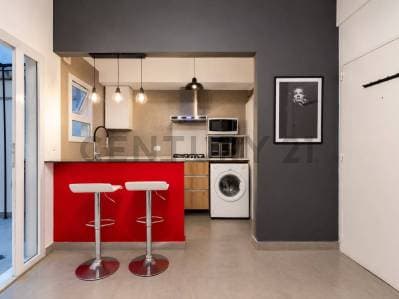 VENTA Depto 2 amb con patio y cochera - Belgrano - 2