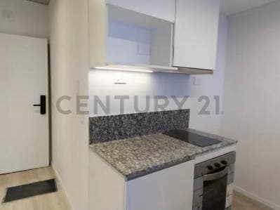 VENTA 2 AMBIENTES CON PATIO A ESTRENAR MUY LUMINOSO CONTRA FRENTE - 5
