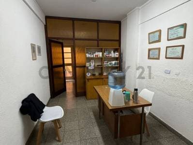 VENTA OFICINAL ZONA TRIBUNALES - 3