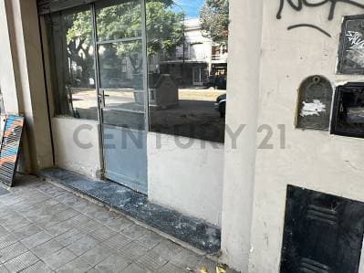 Local en alquiler en La Plata - 5