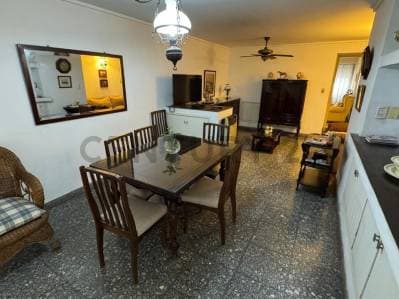 VENTA DE CASA SOBRE AV. 38, APTA BANCO, LA PLATA - 4