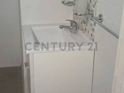 Monoambiente a la venta en La Plata Diag 74 ent 42 y 6 - 4