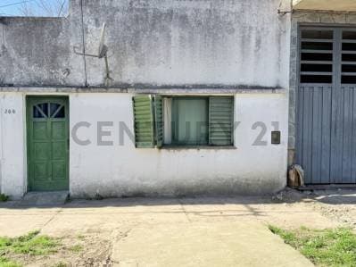 132 entre 37 y 38. Venta de Terreno en La Plata. - 2