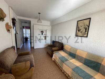 Departamento en venta 2 ambientes cochera opcional gas natural Santa Teresita Zona Sur - 3