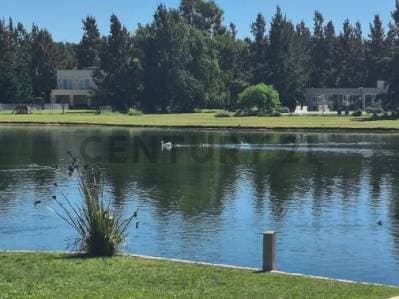 Lote Premium de 1.290 m² en Miralagos Club de Campo – Vista a laguna y golf - Principal