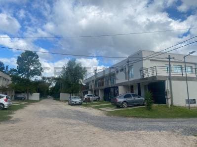 Lote en Barrio semi cerrado Don Jose 30 entre 505 y 506 - 3