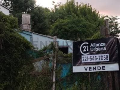 Las Heras entre San Martin y Rivadavia - Magdalena - Lote en venta de 250m2 - 5