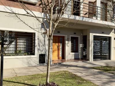 CASA VENTA 5 AMBIENTES SAN VICENTE CENTRO - 3