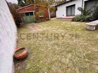 VENTA LOTE AMPLIO PARA EMPRENDIMIENTO COMPLEJO DUPLEX, ITUZAINGO NORTE - 2