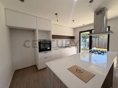 Venta Casa a estrenar 4 Ambientes Barrio Cerrado Udaondo - 4