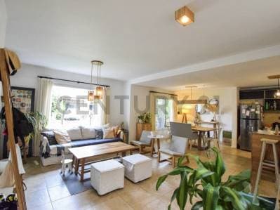 Dúplex en Venta – Homes Portezuelo, Nordelta | Amplio Jardín en Esquina | 5 Ambientes (con renta) - 2