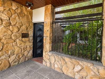 CASA EN VENTA A REFACCIONAR EN RINGUELET - 3