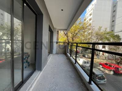 39 ENTRE 10 y 11 DEPARTAMENTO DE 1 DORMITORIO Y COCHERA EN VENTA LA PLATA PLAZA BELGRANO A ESTRENA - 2