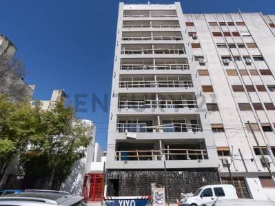 DEPARTAMENTO EN VENTA EN LA PLATA TIPO TRIPLEX CON TERRAZA PRIVADA - Principal