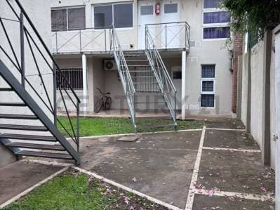 Venta Impecable Departamento 1 Dormitorio- Ubicación Preferencial- Bº San Martín- Rafaela - 2