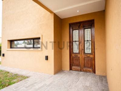 CASA EN VENTA EN AREA 60 - 2