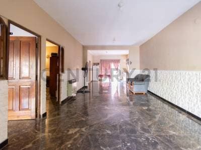 VENTA CASA 6 AMBIENTES MUY ESPACIOSA-PARQUE AVELLANEDA - 3