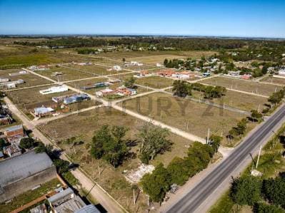 VENTA DE LOTE - BARRIO EN CRECIMENTO - Principal