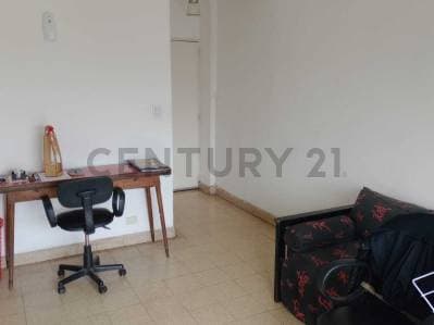 VENTA DEPARTAMENTO 2 AMBIENTES EN CIUDADELA - 2