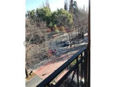 Departamento de categoría con amplios ambientes en venta. - 3