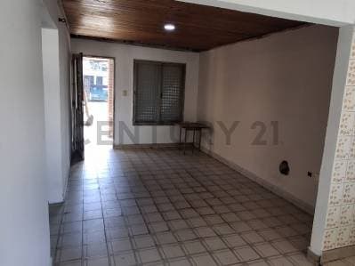Casa en venta a reciclar La Plata - 5