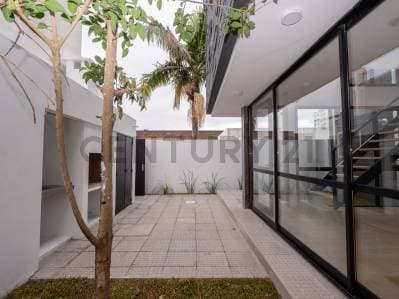 CASA EN VENTA EN LA PLATA TIPO PH DUPLEX A ESTRENAR DE 1 DORMITORIO Y PATIO - 2