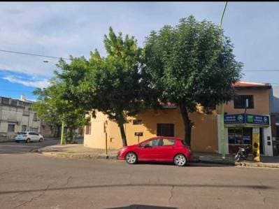 Casa + local comercial - Principal