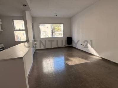 Departamento en Venta de 1 dormitorio, dos ambientes, en La Plata, Buenos Aires . - 4