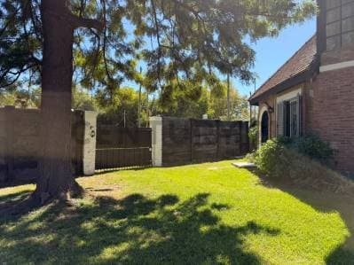 QUINTA CON CASA PILETA Y QUINCHO PARQUIZADA - 3