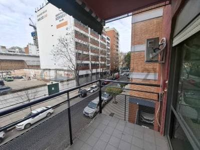 ALQUILER 2 AMBIENTES CON BALCON - CABALLITO| MUY LUMINOSO - 5