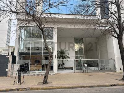46 ENTRE 13 Y 14 - DEPARTAMENTO SEMIPISO EN ALQUILER DE 2 DORMITORIOS - 3