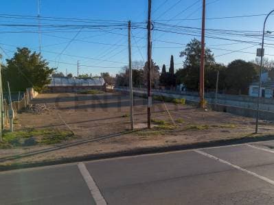 Lote en venta en San Carlos sobre avenida - Ideal desarrolladores - 2