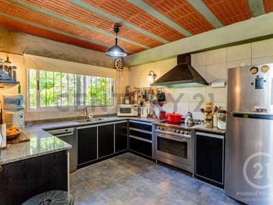 VENTA CASA 4 AMB CON DEPENDENCIA Y ESCRITORIO - ESCOBAR - 4