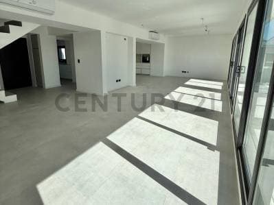 VENTA DEPTO DUPLEX PISO COMPLETO 4 AMB CON BALCON TERRAZA y COCHERA EN CABALLITO - ACEPTA PERMUTA - 3