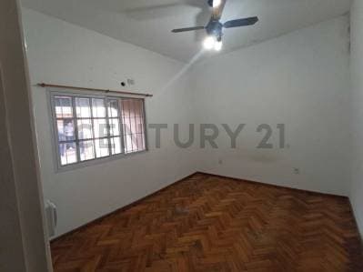 CASA 4 AMBIENTES LANÚS OESTE - 4
