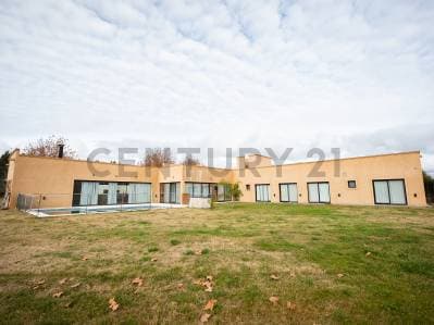 CASA EN VENTA EN AREA 60 - 4