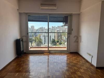 Venta Departamento 3 ambientes con balcón en Colegiales - Principal