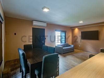 Casa apta banco en venta La Plata - Principal