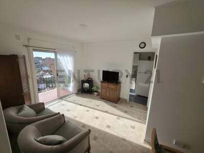 VENTA-Vista al río, balcón corrido y cochera-3 ambientes en San Isidro Apto Crédito - 3
