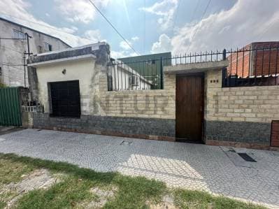 VENTA PH DE 2 AMBIENTES EN LANÙS ESTE - Principal