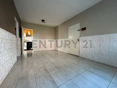 VENTA DEPARTAMENTO 4 AMBIENTES EL PALOMAR CON COHERA PLANTA BAJA - 4