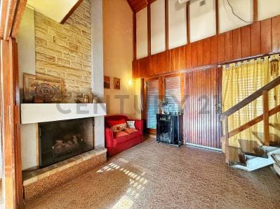 Casa en venta 3 dormitorios en Berisso calle 15 e/ 169 y Av. Montevideo - 5