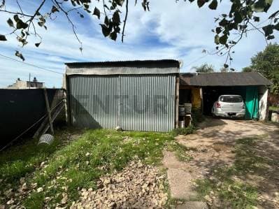 Venta de Casa a reciclar en Barrio Santa Susana-Alvear - Principal