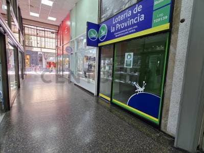 Local en venta en La Plata centro calle 8 con renta activa - 2