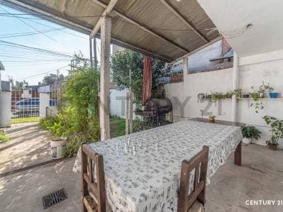 Casa 3 Ambientes en venta, Benavídez - 2