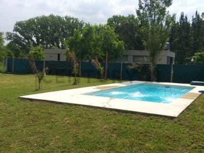 Venta casa quinta 4 amb con parque y pileta - FRANCISCO ALVAREZ - PERMUTA - 3