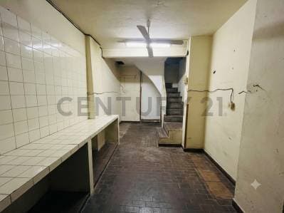 LOCAL COMERCIAL EN VENTA VILLA URQUIZA - 4