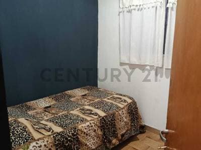VENTA CASA - TIPO PH 4 AMBIENTES AL FRENTE BERNAL - 5
