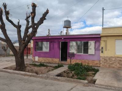 Casa B° Jardín Ferroviario - Junín. 3 Dorm - 2